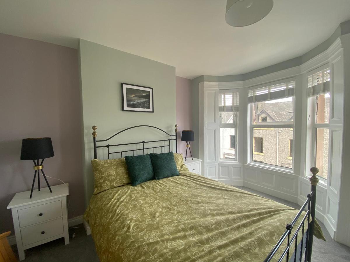 4 Bedroom Portrush Town Centre Holiday Rental Extérieur photo